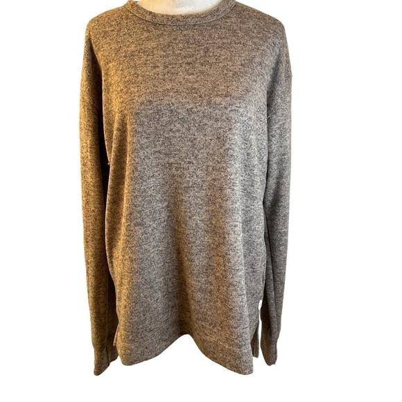 💜3/$15 Long sleeve beige top size Large - Picture 1 of 8
